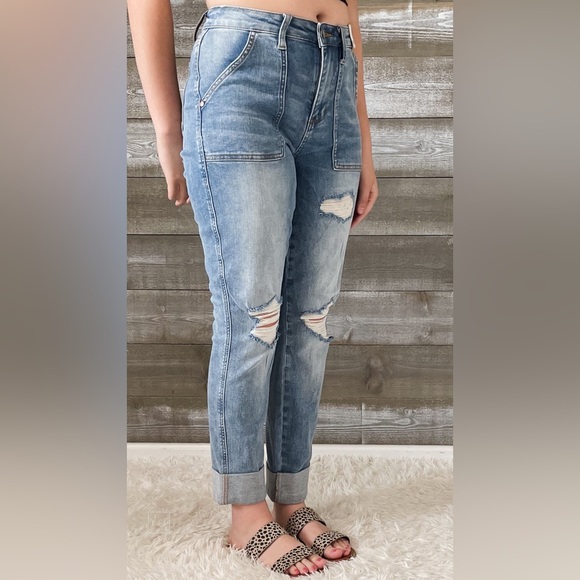 JUDY BLUE Patch Pocket Distressed Boyfriend Jeans main image 1